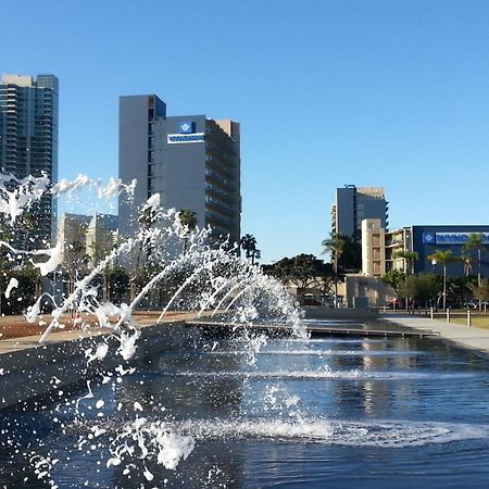 Wyndham San Diego Bayside Екстериор снимка