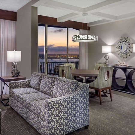 Wyndham San Diego Bayside Екстериор снимка