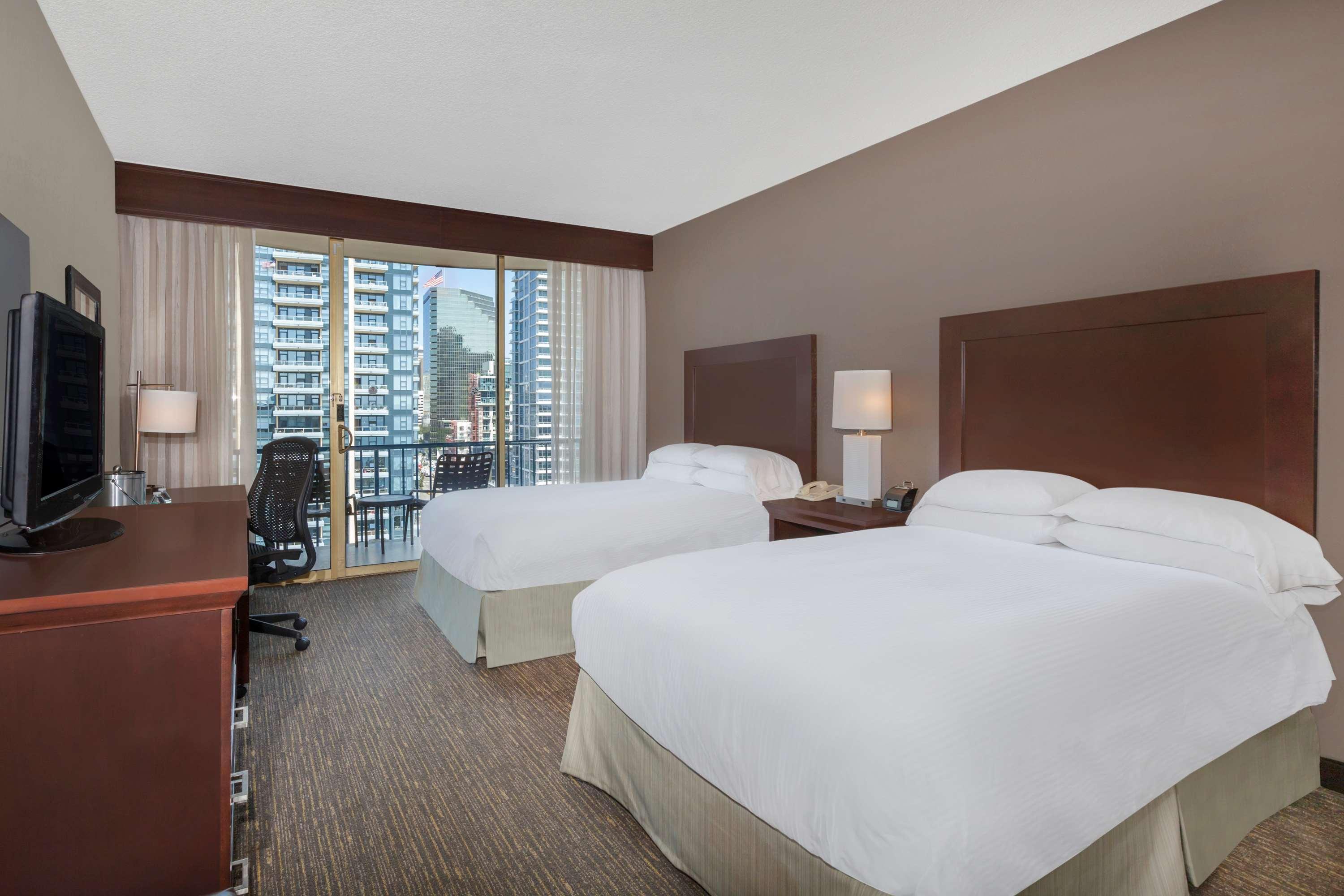 Wyndham San Diego Bayside Екстериор снимка