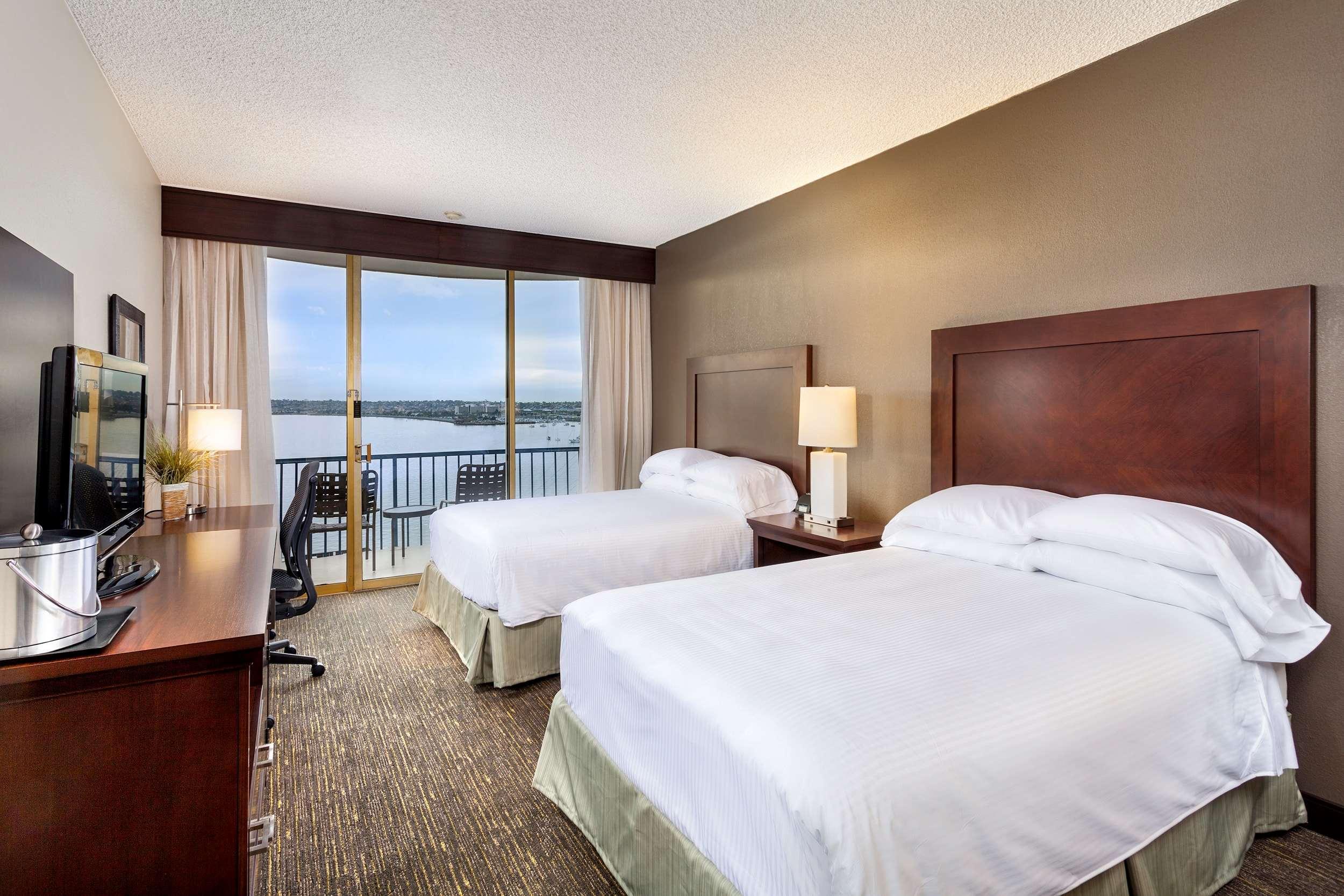 Wyndham San Diego Bayside Екстериор снимка