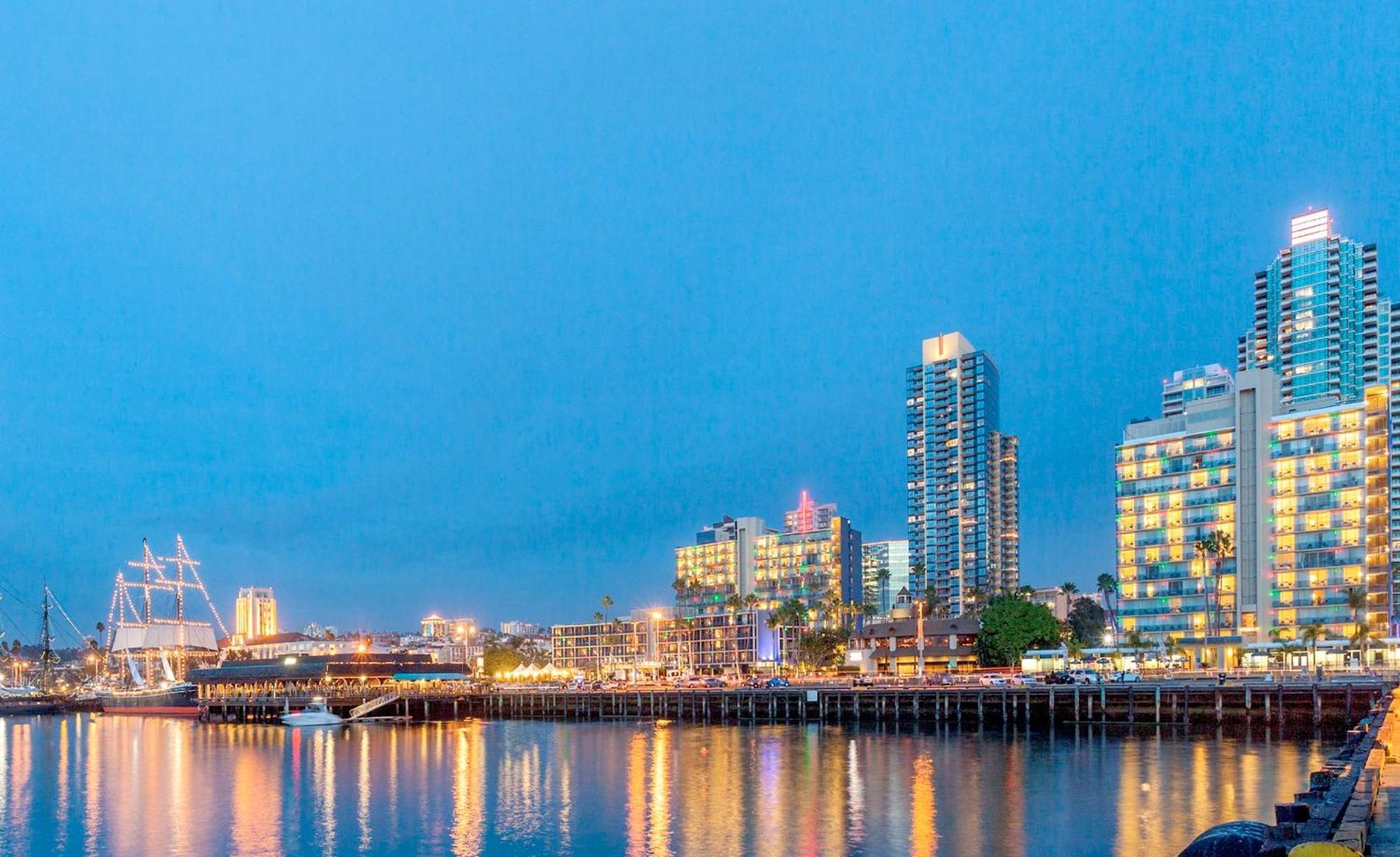 Wyndham San Diego Bayside Екстериор снимка