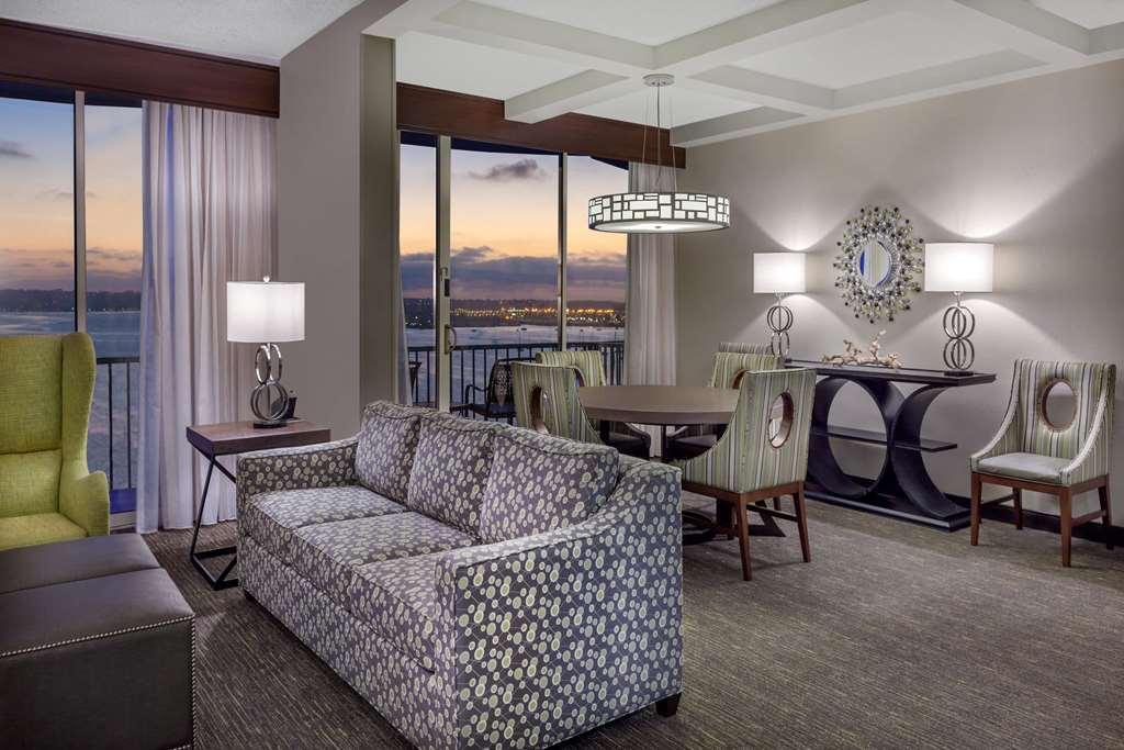 Wyndham San Diego Bayside Стая снимка