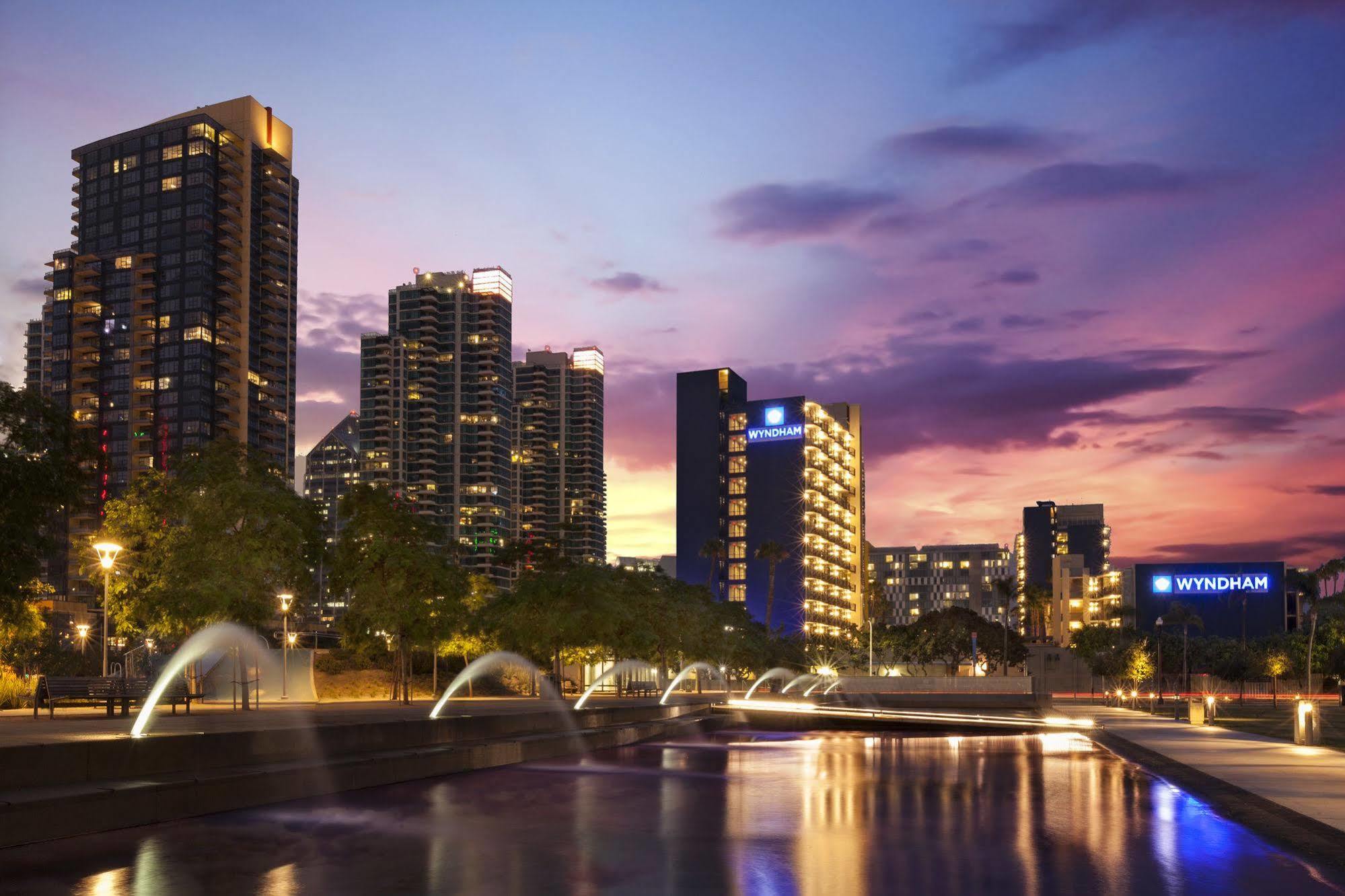 Wyndham San Diego Bayside Екстериор снимка